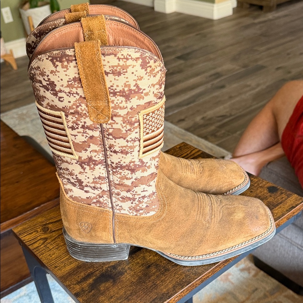 Ariat Camo Patriot Tan Distressed Men's Western Boots